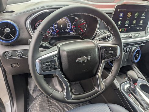 Used 2024 Chevrolet Blazer RS w/ Enhanced Convenience Package image 14