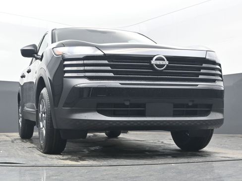 New 2026 Nissan Kicks S image 23