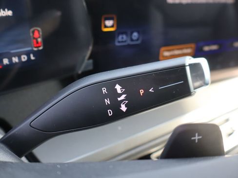 New 2026 Chevrolet Traverse LT w/ Midnight/Sport Edition image 17