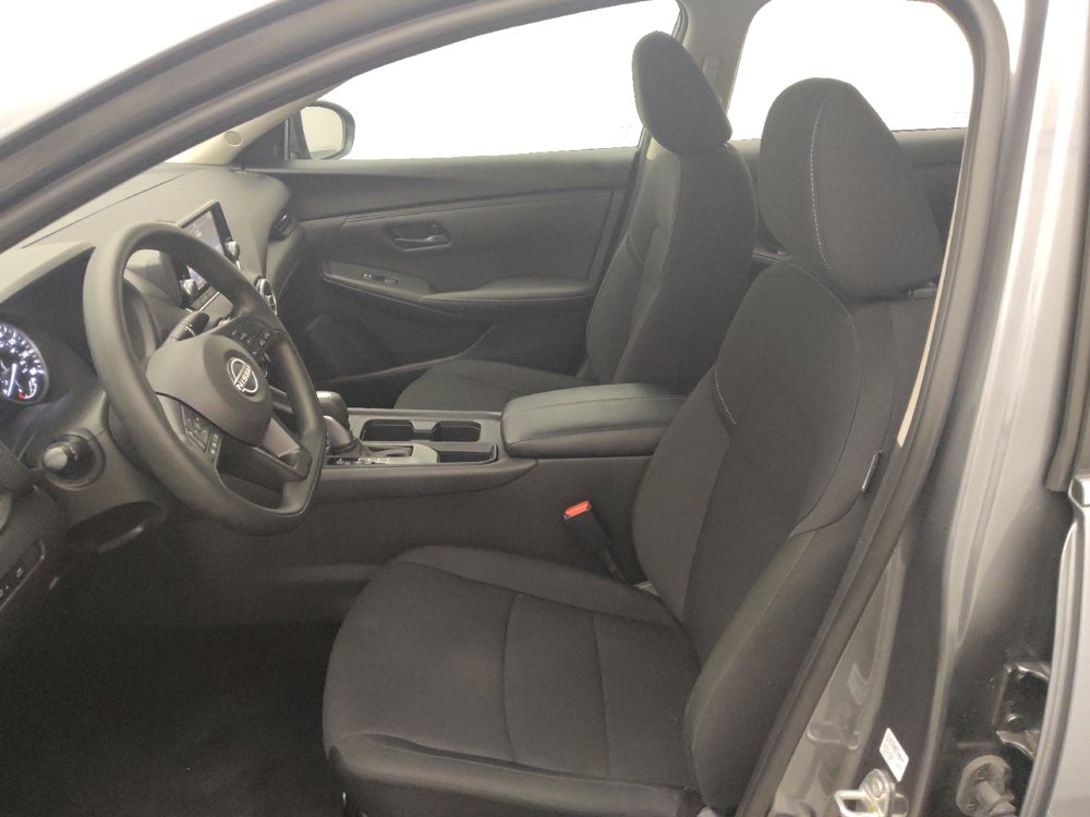 Used 2025 Nissan Sentra S FWD image 17