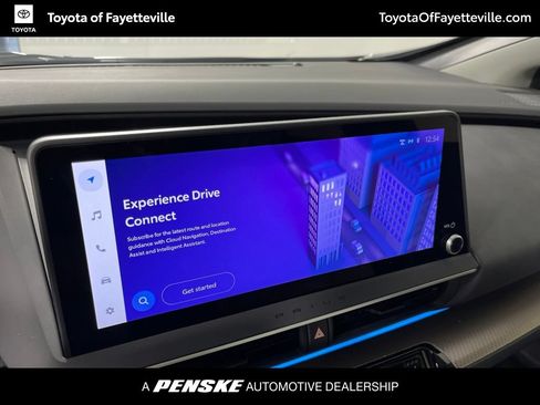 Used 2024 Toyota Prius XLE FWD image 30