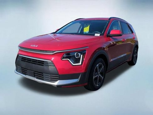 Used 2024 Kia Niro EX FWD image 2