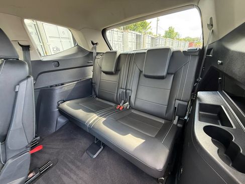 Used 2023 Volkswagen Atlas SE w/ Black Wheel Package AWD/4WD image 25