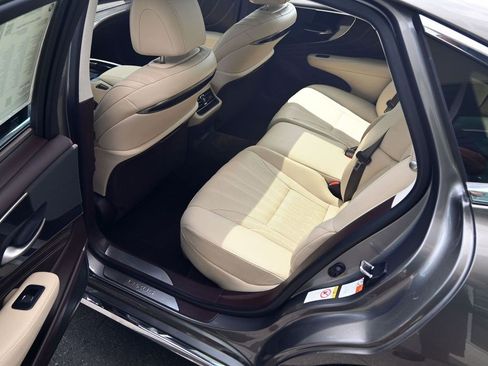 Used 2018 Lexus LS 500 AWD w/ Luxury Package image 24