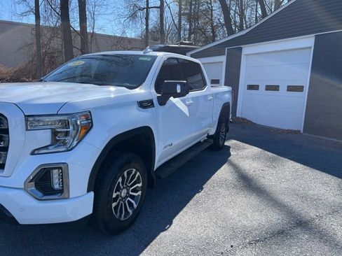 Used 2019 GMC Sierra 1500 AT4 w/ AT4 Premium Package AWD/4WD image 3