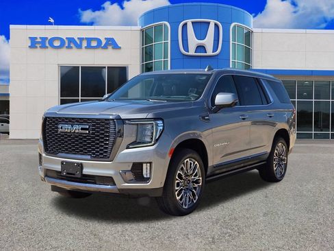 Used 2023 GMC Yukon Denali Ultimate AWD/4WD image 7