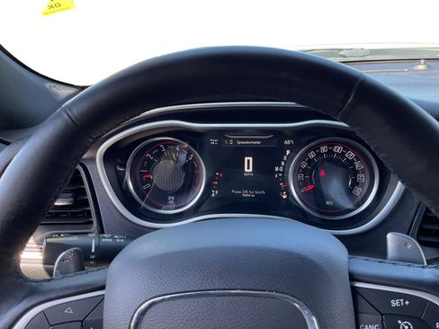 Used 2016 Dodge Challenger R/T Scat Pack w/ Leather Interior Group RWD image 11