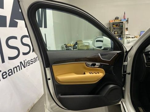Used 2019 Volvo XC90 T6 Momentum w/ Advanced Package AWD/4WD image 9