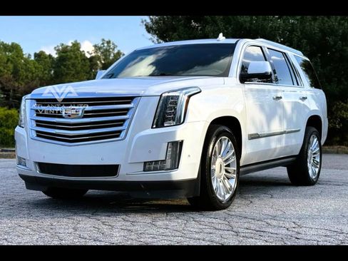 Used 2019 Cadillac Escalade Platinum image 7
