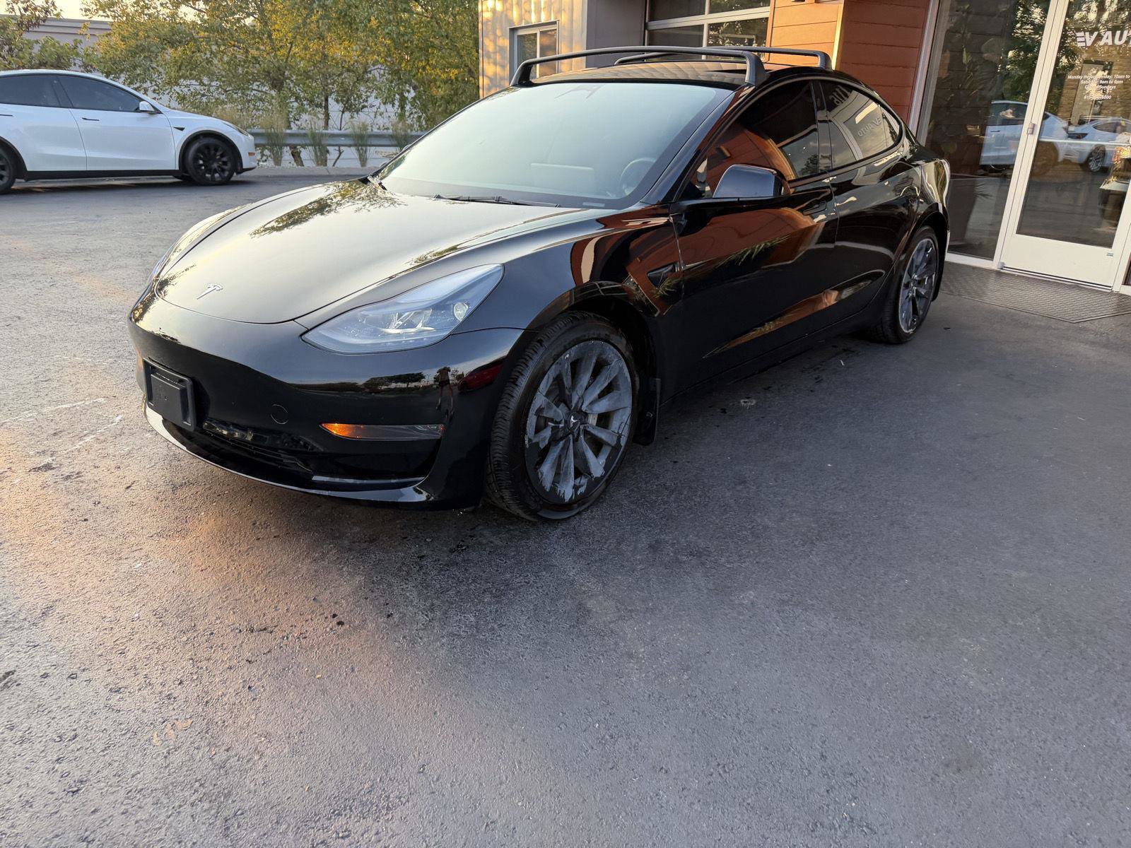 Used 2023 Tesla Model 3 Standard Range RWD image 4