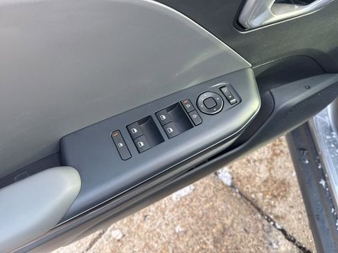New 2025 Kia K4 LXS image 20