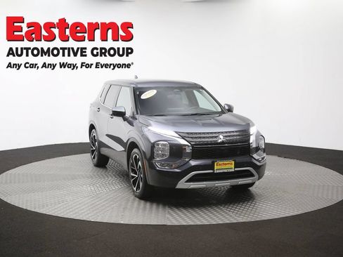 Used 2024 Mitsubishi Outlander SE AWD/4WD image 50