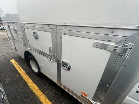 New 2026 Ford E-350 and Econoline 350 Super Duty w/ Power Equipment Group image 4