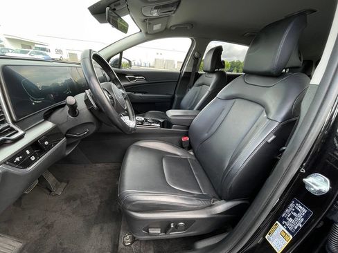 Used 2025 Kia Sportage EX AWD/4WD image 27
