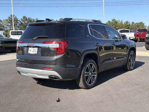 Used 2020 GMC Acadia SLT w/ Driver Alert Package II image 25