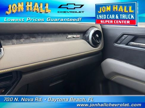 Used 2025 Chevrolet Colorado ZR2 w/ Technology Package image 29