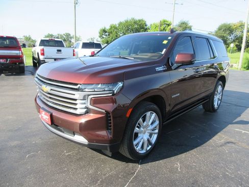 Certified 2022 Chevrolet Tahoe High Country w/ Max Trailering Package AWD/4WD image 11