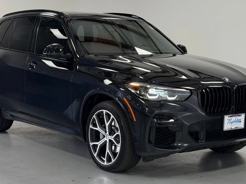 Used 2023 BMW X5 xDrive40i w/ M Sport Package AWD/4WD image 6