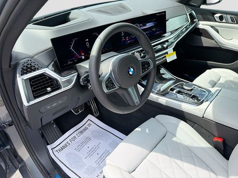 New 2026 BMW X5 xDrive40i w/ M Sport Package AWD/4WD image 25