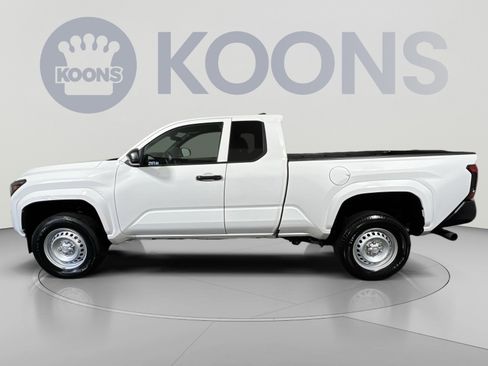 Used 2024 Toyota Tacoma SR RWD image 7