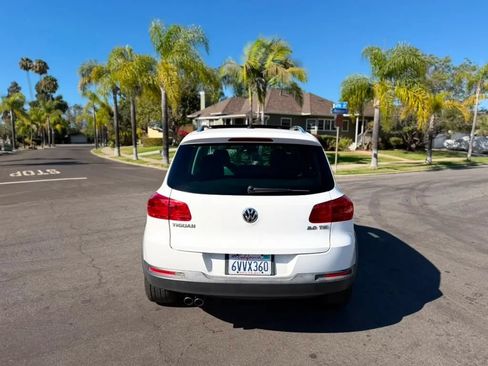 Used 2012 Volkswagen Tiguan S FWD image 12