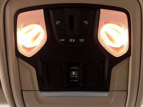 Used 2021 RAM 1500 Big Horn AWD/4WD image 37