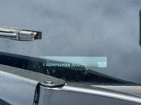 Used 2021 Honda CR-V LX image 7