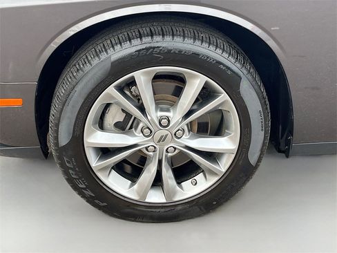 Used 2022 Dodge Challenger SXT w/ Driver Convenience Group image 28