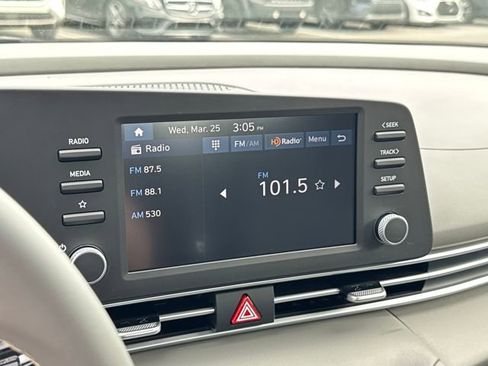 New 2026 Hyundai Elantra Sport FWD image 17