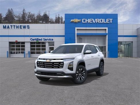 New 2026 Chevrolet Equinox LT w/ Convenience Package II image 8