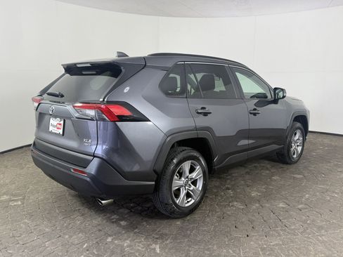 Used 2025 Toyota RAV4 XLE w/ Convenience Package image 9