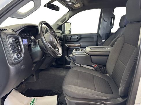 Used 2022 GMC Sierra 2500 SLE w/ SLE Value Package; AWD/4WD image 10