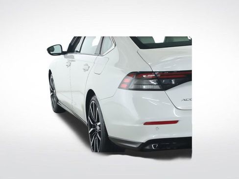 Used 2025 Honda Accord Touring image 43