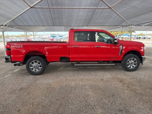 New 2026 Ford F350 Lariat w/ Lariat Premium Package image 9