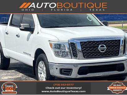Used 2018 Nissan Titan SV w/ SV Convenience Package