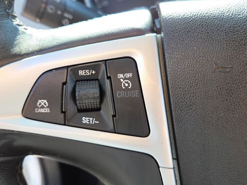 Used 2017 Chevrolet Equinox LT w/ Convenience Package image 27