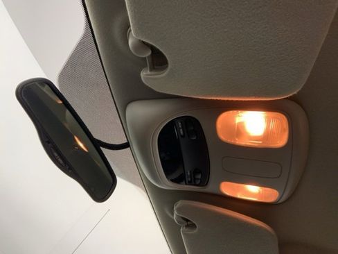 Used 2003 Dodge Ram 2500 Truck SLT image 17