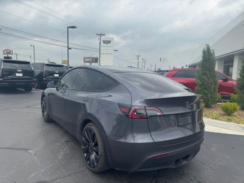 Used 2022 Tesla Model Y Performance AWD/4WD image 2