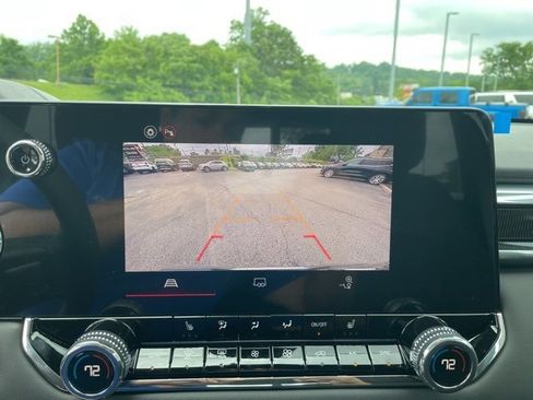 New 2025 GMC Canyon Elevation w/ Convenience Package image 7