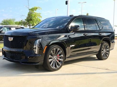 Used 2025 Cadillac Escalade V w/ LPO, Floor Liner Package image 7