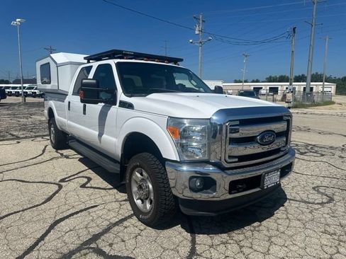 Used 2016 Ford F250 XLT w/ XLT Value Package AWD/4WD image 5