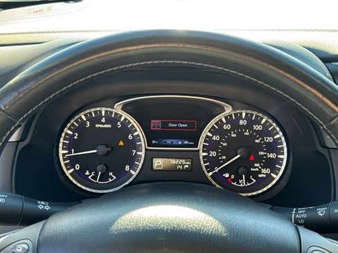 Used 2019 INFINITI QX60 Luxe w/ Essential Package image 27