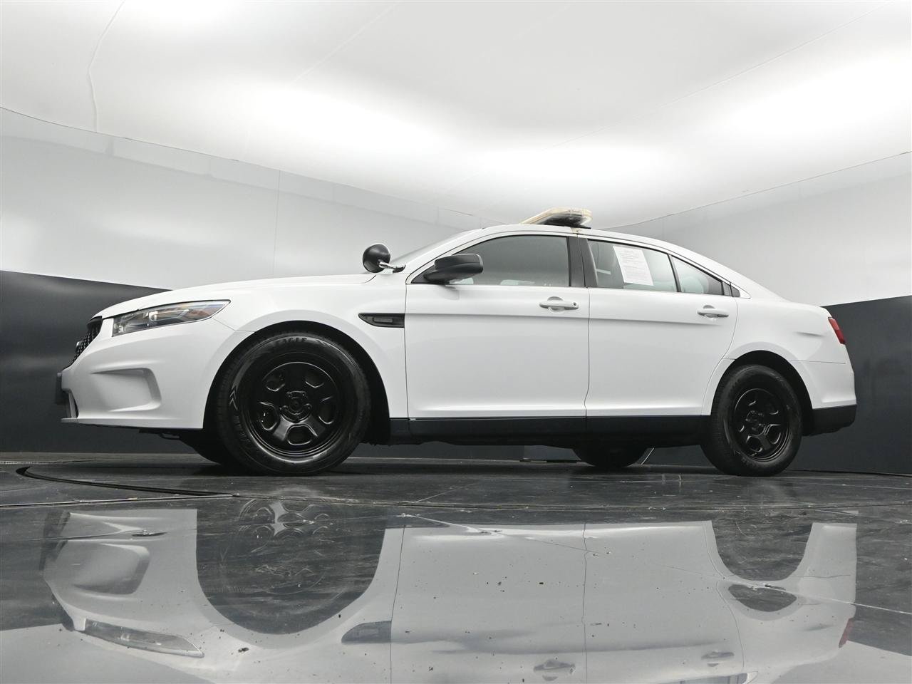 Used 2015 Ford Taurus Police Interceptor AWD image 26