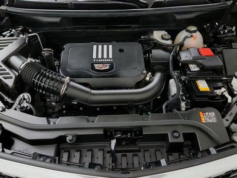 Certified 2025 Cadillac XT5 Premium Luxury w/ LPO, Floor Liner Package image 25