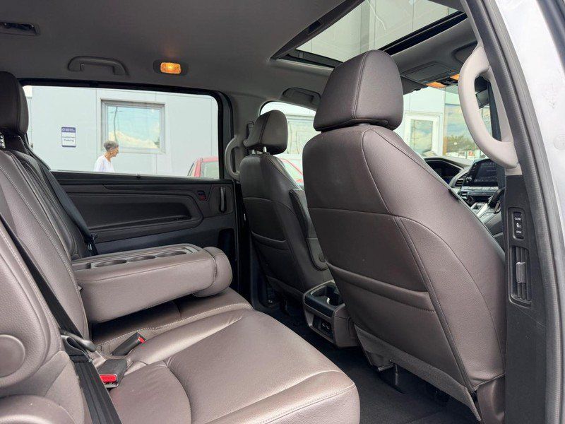 Used 2023 Honda Odyssey EX-L image 10