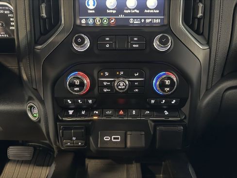 Used 2021 GMC Sierra 3500 Denali w/ Denali Ultimate Package AWD/4WD image 26