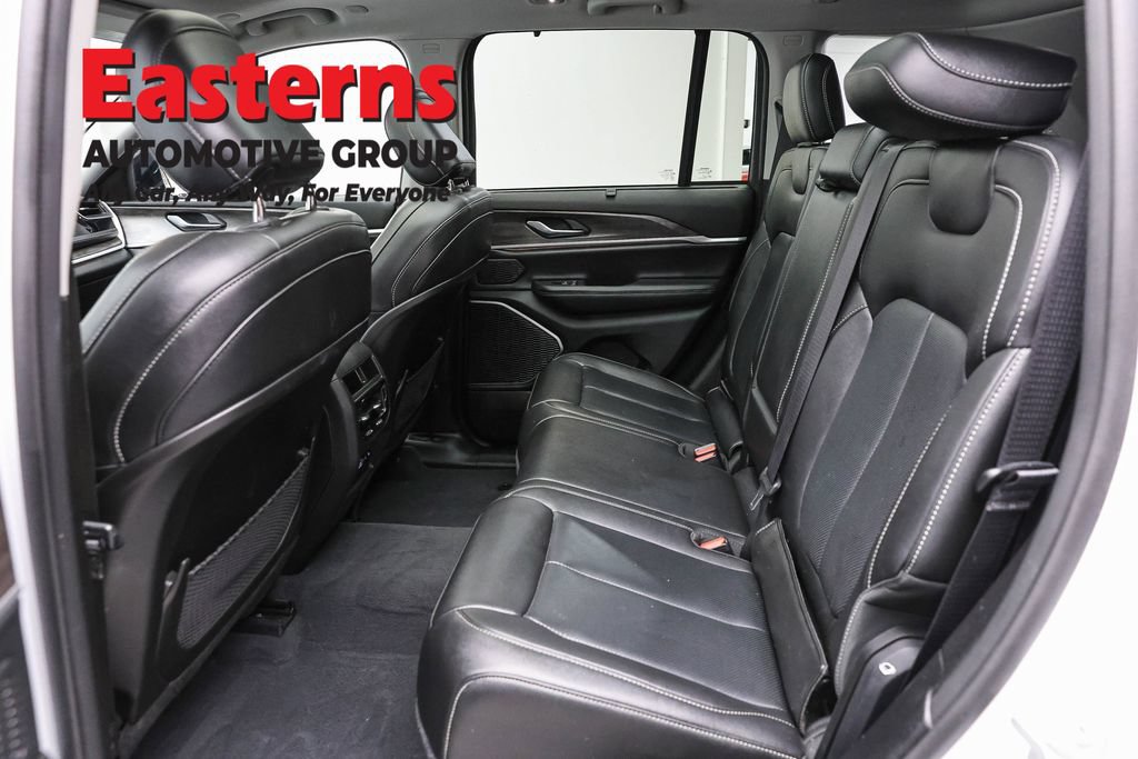 Used 2022 Jeep Grand Cherokee Limited 4xe w/ Luxury Tech Group II AWD/4WD image 26