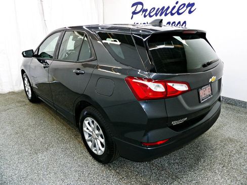 Used 2019 Chevrolet Equinox LS FWD image 4