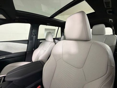 Used 2026 Lexus TX 350 AWD w/ Technology Package image 10