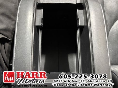 Used 2021 Toyota Highlander Limited image 15